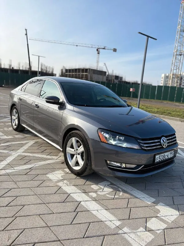 Volkswagen passat b7 я - один хозяин. пригнан мной в декабре 2017 с пробегом 26000. сейчас пробег 187000. 1.8 tsi gen3 коробка 6ти ступенчатый гидротрансформатор aisin би-лед ближний, дальний без ключевой доступ старт стоп датчик света, дождя передняя часть и зоны риска в бронепленке летняя резина - michelin зимняя резина - continental очень хорошее состояние автомобиля цена: 1490000₽ г. анапа +79284204840 📞 звоните: +7(928)4204840 - фотография - 4