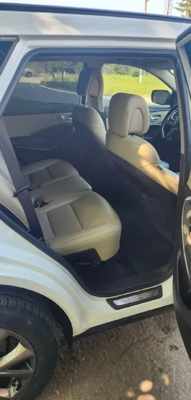 - hyundai санта фе 2016г. ... 2.0 sport awd - пробег 101т. км - кожаный салон - панорамная крыша - музыка infiniti. ..сабвуфер - раздельный климат контроль - подогревы всех сидений - вентиляция передних сидений - камеры 360° - 2 комплекта резины(лето-зима r19) - 2.350млн. разумный торг приветствуется осмотр г. снежное тел. +79493606547 📲 tg: nick 📞 звоните: +7(949)3606547 - фотография - 4