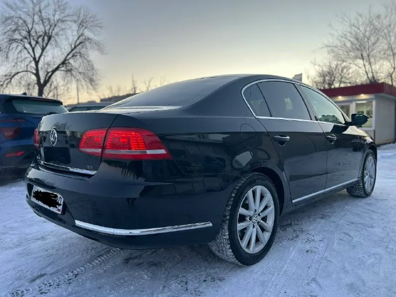 Автор: volkswagen passat b7 год 2014 объём 1.8 tsi пробег 230.000 родной коробка ат 2 собственника. вся в родном окрасе, все остекление заводское. комплектация: полный стеклопакет, электро зеркала/подогревы/складывание зеркал, салон кожа/алькантара, датчик света/датчик дождя, передняя задняя туманка, полный мульти руль, круиз контроль, хорошая музыка, двух зонный климат контроль, подогревы передних сидений, подогрев заднего стекла, электро ручник/auto hold, парктроники перед/зад. полностью обслужена! ✅цена1.300.000✅ ✅возможен торг✅ ✅номер +79494657586.. !!!наш телеграм канал [ бесплатное размещение за репост!!! правила сообщества [ мы в мах [ [ 📞 звоните: +7(949)4657586 - фотография - 2