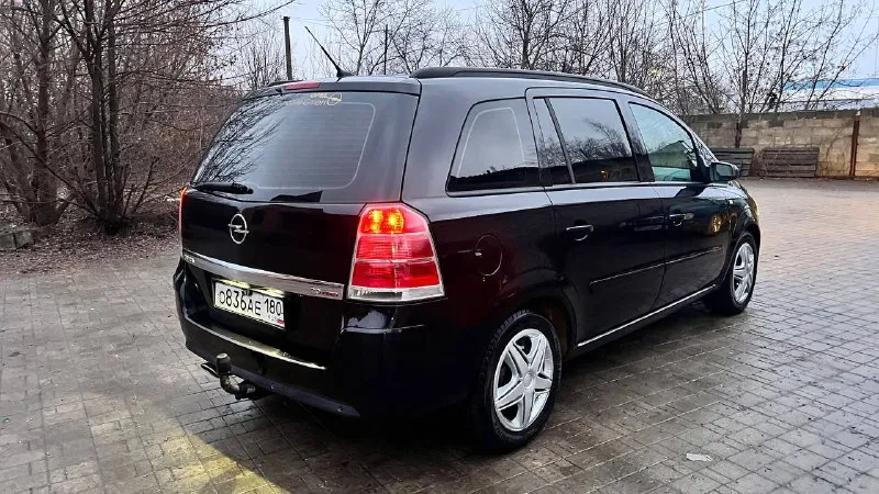 Opel zafira b 2006 год 2,0 турбо бензин механика 6 ст вся в родне! германия! 248 тыс км пробег вся обслужена. редкая комплектация с 200 сильным мотором!!! камера заднего вида климат круиз 7 мест есть летняя резина на дисках opc мотор и турбина в идеале! цена 780 тыс руб тел +79493153370 - фотография - 3