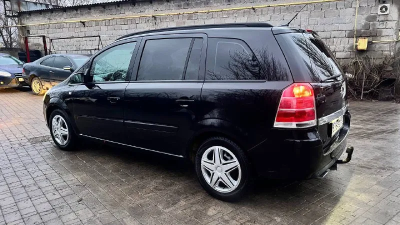 Opel zafira b 2006 год 2,0 турбо бензин механика 6 ст вся в родне! германия! 248 тыс км пробег вся обслужена. редкая комплектация с 200 сильным мотором!!! камера заднего вида климат круиз 7 мест есть летняя резина на дисках opc мотор и турбина в идеале! цена 780 тыс руб тел +79493153370 - фотография - 4