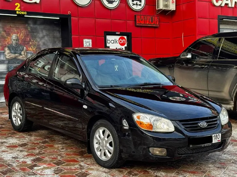 Продам kia cerato 2007 года машина покупаласи при украине родной пробег 203 000 км авто в отличном состоянии вложение абсолютно никакой не требует объем двигателя 1.6 коробка механика пяти ступка комплектация климат контроль четыре стеклоподъемники подогрев переднего заднего стекла ксенон фары новая зимняя резина mp3 магнитофон сервис книжка цена 650000 руб. телефон +7 949 50 999 58 - фотография - 2