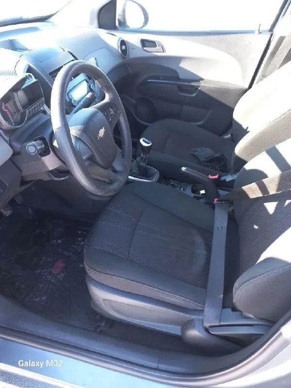 Chevrolet aveo т300 2013 года, мотор 1.6, коробка механика, передний привод, пробег 115 000 км, автомобиль в хорошем состоянии цена 650 000 р звонить по номеру: +7(949) 431-92-46 или +7 (904) 342-33-98 дмитрий 📞 звоните: +7(949)4319246 - фотография - 5