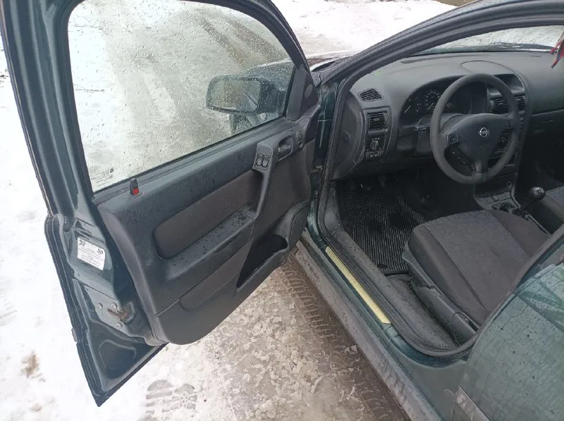 Продам opel astra 2001 года в хорошем состоянии. цена 249тыс. рублей. 2.0 бензин, масло не расходует. коробка механика, переключается отлично, без хрустов, без вылетов. .пробег 260тыс. км. комплектация богатая:кондиционер, усилитель руля, передние стеклоподьëмники, 4 подушки безопасности. электрозеркала с подогревом. салон в отличном состоянии. ходовка после переборки:новые передние стойки, ступицы, тормозные блины, колодки. кузов в хорошем состоянии, не гнилой, не ржавый. зимняя хорошая резина. документы в порядке. стс. птс. дкп. машина в макеевке. цена 249тыс. рублей. тел +79494426794 📞 звоните: +7(949)4426794 - фотография - 7