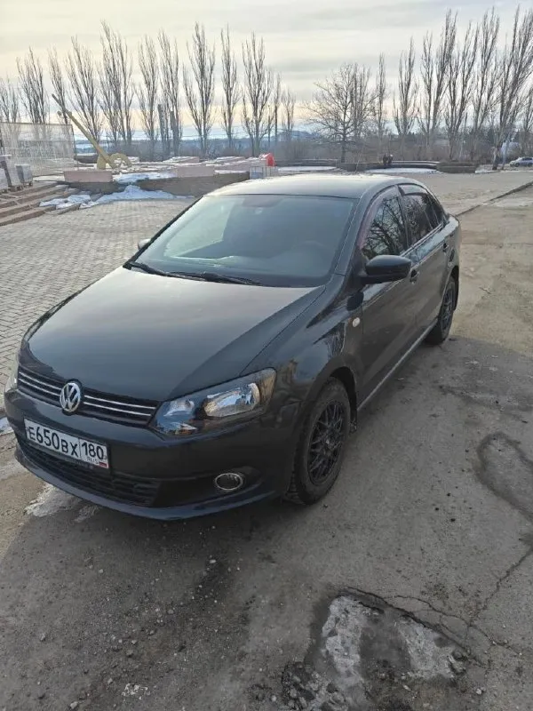 Продам volkswagen поло 2012 1.6 механика. состояние отличное, все работает, ничего не стучит. мотор не дымит, работает хорошо. кому нужен надёжный авто на каждый день с маленьким расходом звоните +79494213007 📞 звоните: +7(949)4213007 - фотография - 1
