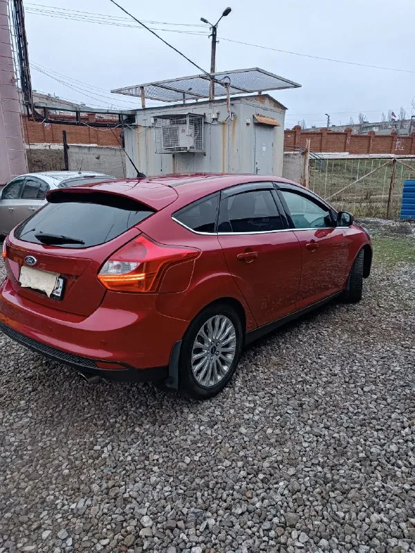 Продам ford фокус 2013,автомат,2 литра, пробег 230000км. фактически 1хозяин.750000р. +79495891948 максим 📲 tg: @karnojitskiy 📞 звоните: +7(949)5891948 - фотография - 3