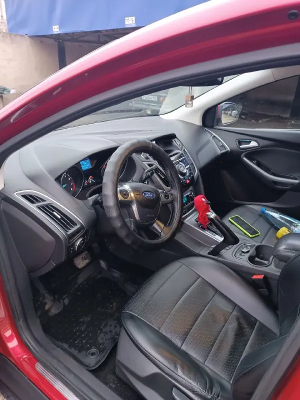 Продам ford фокус 2013,автомат,2 литра, пробег 230000км. фактически 1хозяин.750000р. +79495891948 максим 📲 tg: @karnojitskiy 📞 звоните: +7(949)5891948 - фотография - 4