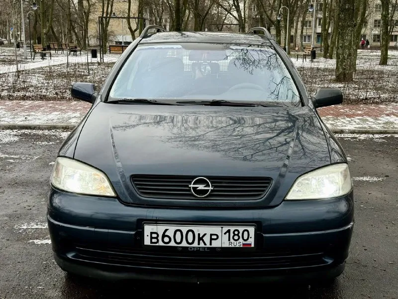 Продам опель астра в универсале, караван. мотор 16v масло не ест, не дымит, не троит. пробег 203000 родной (любые проверки) все стекла родные! комплектация передние эсп, гур, кондиционер обслужен этим летом, холодит отлично. по кузову выглядит отлично, не гнилой, есть небольшие моменты в силу возраста. документы в полном порядке, любое переоформление, тех осмотр пройден!!! собственник. цена 385000 г. харцызск +79494450187 - фотография - 2