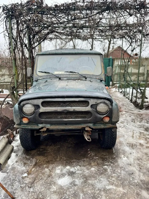 Доброго времени суток продается уаз хантер с доками норм из минусов надо подварить нужно сделать зад... - фотография