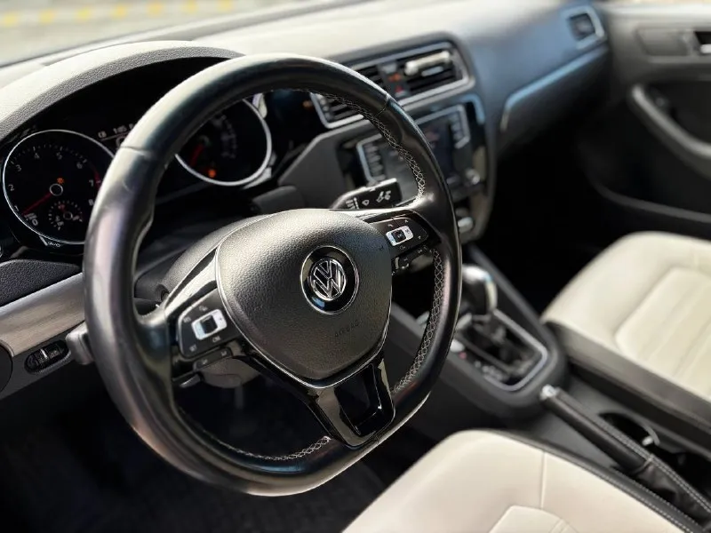 Jetta 6 sport 1.8 tsi 🔥 год 2015✅ авто местное ✅ 1 владелец ✅ акпп aisin ✅ год выпуска 2015 ✅ состояние кузова и техники 🔥 цена 1.530 город мариуполь ☎️+79497309912 ☎️ +7 918 852-08-49 - фотография - 8