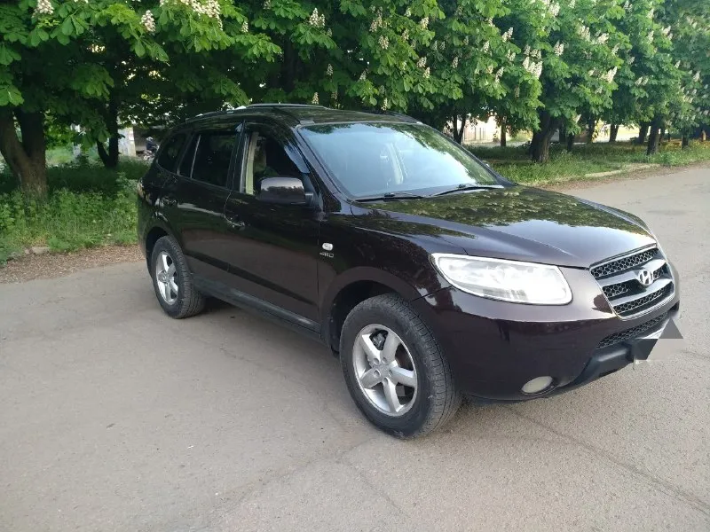 Продам hyundai санта фе 4wd 2006 год объем 2.7 двигатель стоит контрактный с пробегом 89т. к машина... - фотография