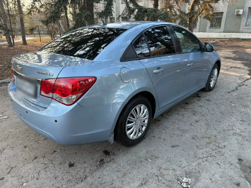 Продам chevrolet cruze мотор 1.6 акпп пробег 185 тыс. подтвержден автотекой и состоянием автомобиля.... - фотография