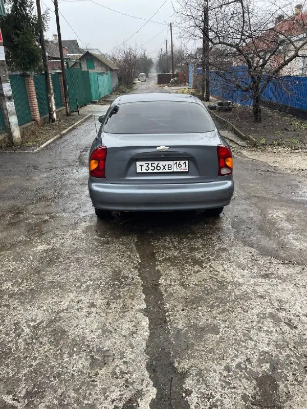 Продается chevrolet lanos, 2008 г. в. основная информация: · год выпуска: 2008 · пробег: 155 000 км · тип кпп: механическая · двигатель: 1.5 л · цена: 285 000 руб. · город: макеевка · документы: чистые, без штрафов и ограничений. продажа с официальным переоформлением в мрео. комплектация и состояние: · кондиционер · гидроусилитель руля (гур) · электростеклоподъемники (передние) · подушка безопасности · аудиосистема (музыка) · полная комплектация. · автомобиль в хорошем техническом состоянии. .диагностическая карта имеется контакты для связи: · тел. : +7949384628 цена 285 000 т. р - фотография - 5