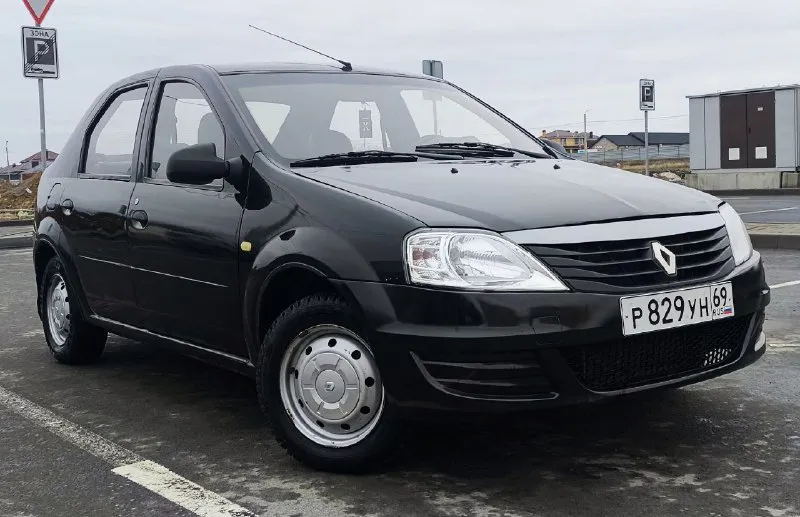 Продам renault logan ( renault логан) год выпуска 2011 пробег 185000 ( пробег родной) один собственник с момента покупки в автосалоне птс оригинал двигатель 1.4 в идеальном состоянии мкпп в идеальном состоянии электрика вся исправна салон в чехлах ( эко кожа) музыка с bluetooth расход топлива как у зажигалки запчасти и обслуживание не дорогое автомобиль максимально надёжный юридически автомобиль чист всё остальные вопросы по телефону +79495940087 осмотр донецк (центр) цена 375.000₽ 📞 звоните: +7(949)5940087 - фотография - 2