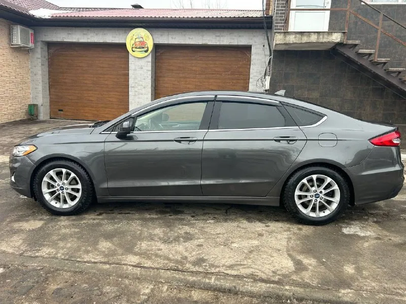 Продаю ford fusion 2019года, пробег 160 000 км(родной)! 1,5 ат (181 л. с.), бензин, передний привод. автомобиль в отличном состоянии, один владелец. установлены зимние шины, в комплекте летняя резина. без дтп г. мариуполь 1.500.000₽ (без торга) +79902572969 датчик дождя датчик света парктроник задний парктроник передний система контроля слепых зон камера заднего вида круиз-контроль бортовой компьютер центральный замок cd/dvd/blu-ray mp3 радио tv видео управление на руле usb aux bluetooth gps-навигатор - фотография - 6