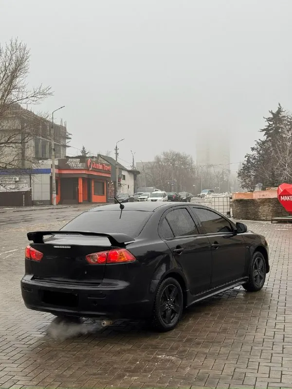 🔥🔥цена🔥🔥 lancer x лансер 10 год:2008 мотор: 2.0 (150 л. с. ) 2 ключа 2 комплекта резины зима/лето машина находится в прекрасном состоянии. мотор масло не жрёт, не дымит, не троит, работает прекрасно. коробка работает без рывков, без пинков и пробуксовок, переключает максимально плавно. кузов в прекрасном состоянии, без гнили, царапин, и ржавчины. отличная комплектация, в которой: подогревы передних сидений, сенсорная магнитола с bluetooth, мульти руль, круиз контроль, датчик дождя, датчик света, электро регулировка зеркал, 4 элсп с доводчиками и многое другое. документы полностью чистые, без запретов, без штрафов и каких либо обременений. могу присутствовать при переоформлении. 🔥цена:695.000 (реальному покупателю торг)🔥 связь: +7 (949) 566-83-04 (есть тг и вотсап) 📞 звоните: +7(949)5668304 - фотография - 7