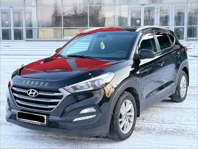 Hyundai tucson 2018г бензин 2.0 автомат автомобиль весь в заводском окрасе! один собственник из самого автосалона! очень комфортный автомобиль! есть все для комфортного вождения! подогрев сидений передних и задних, подогрев руля, камера заднего вида, монитор андроид, парктроник, мульти руль, круиз-контроль, климат-контроль, авто свет, датчик дождя, и многое другое…. есть диагностическая карта в мрэо переоформление помогу!!! юридически автомобиль чист!!! цена 1,860₽срочно все вопросы по тел+79494681080 - фотография - 7