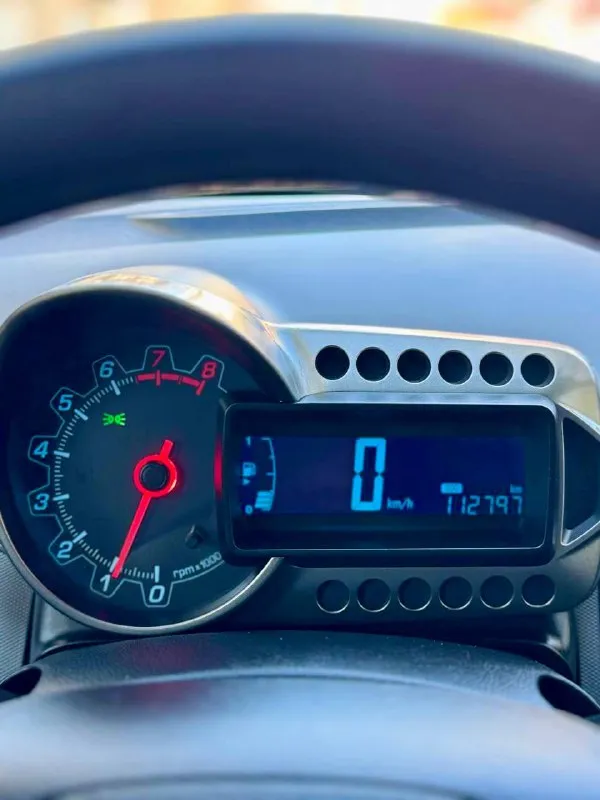 🇰🇵 chevrolet aveo t300 💰цена: 750 000р 🏢город: мариуполь 📅год выпуска: 2012 🧾пробег: 112 797км. ⚙️двигатель: 1.6 ⛽топливо: бензин ⚙️кпп: механика 📞 телефон: +7-949-727-41-51 +7-949-551-91-52 +7-989-263-55-56 💾 описание: техническая часть на 5+ ✅ оригинальный пробег ✅ родная краска 100% ✅ южная эксплуатация ✅ отличное состояние ❄️ кондиционер, гур, abs, 2 airbag, свежая резина bridgestone blizzak, центральный замок, два ключа, салон как новый после ионизации от бактерий. ➕ автомобиль с пройденным техническим осмотром и готов к переоформлению. улица шевченко 2️⃣6️⃣9️⃣ 🏦 возможна продажа в кредит по двум документам. - фотография - 10