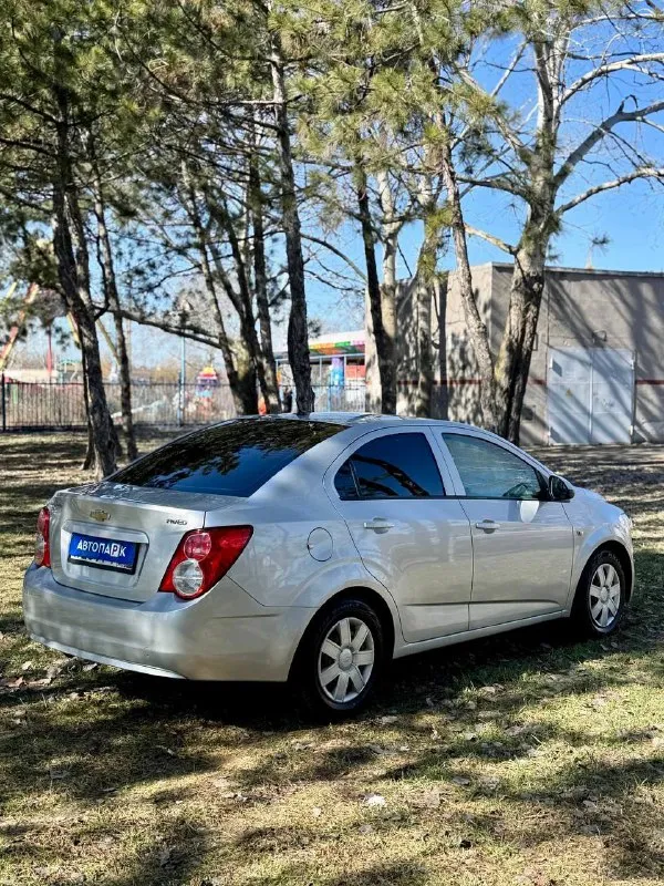 🇰🇵 chevrolet aveo t300 💰цена: 750 000р 🏢город: мариуполь 📅год выпуска: 2012 🧾пробег: 112 797км. ⚙️двигатель: 1.6 ⛽топливо: бензин ⚙️кпп: механика 📞 телефон: +7-949-727-41-51 +7-949-551-91-52 +7-989-263-55-56 💾 описание: техническая часть на 5+ ✅ оригинальный пробег ✅ родная краска 100% ✅ южная эксплуатация ✅ отличное состояние ❄️ кондиционер, гур, abs, 2 airbag, свежая резина bridgestone blizzak, центральный замок, два ключа, салон как новый после ионизации от бактерий. ➕ автомобиль с пройденным техническим осмотром и готов к переоформлению. улица шевченко 2️⃣6️⃣9️⃣ 🏦 возможна продажа в кредит по двум документам. - фотография - 6