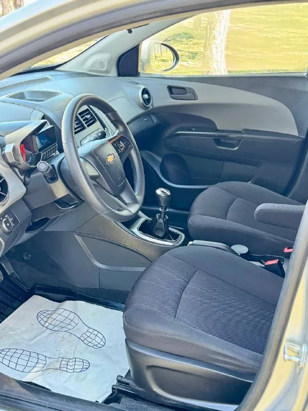 🇰🇵 chevrolet aveo t300 💰цена: 750 000р 🏢город: мариуполь 📅год выпуска: 2012 🧾пробег: 112 797км. ⚙️двигатель: 1.6 ⛽топливо: бензин ⚙️кпп: механика 📞 телефон: +7-949-727-41-51 +7-949-551-91-52 +7-989-263-55-56 💾 описание: техническая часть на 5+ ✅ оригинальный пробег ✅ родная краска 100% ✅ южная эксплуатация ✅ отличное состояние ❄️ кондиционер, гур, abs, 2 airbag, свежая резина bridgestone blizzak, центральный замок, два ключа, салон как новый после ионизации от бактерий. ➕ автомобиль с пройденным техническим осмотром и готов к переоформлению. улица шевченко 2️⃣6️⃣9️⃣ 🏦 возможна продажа в кредит по двум документам. - фотография - 9