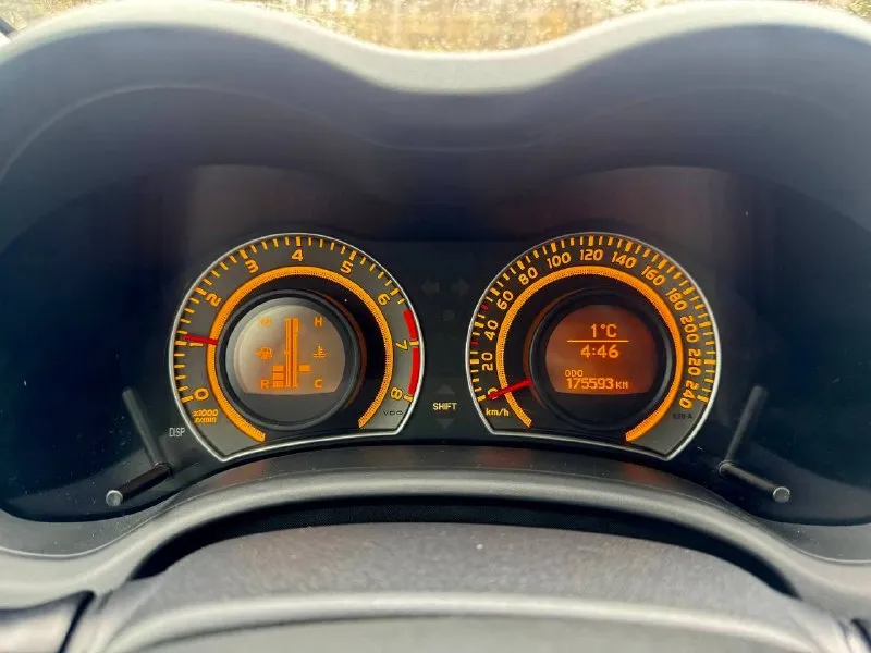 🇯🇵 toyota corolla 💰цена: 880 000р 🏢город: мариуполь 📅год выпуска: 2008 🧾пробег: 175 593км. ⚙️двигатель: 1.6 ⛽топливо: бензин ⚙️кпп: механика 📞 телефон: +7-949-551-91-52 +7-989-263-55-56 +7-949-727-41-51 💾 описание: ✅ автомат калашникова среди автомобилей. сборка япония. автомобиль в родной краске, присутствует два косметических локальных подкраса. ✅ цепной двигатель 1.6 1zr в народе именуемый "миллионник"в паре с механической коробкой передач очень надёжный и не прихотливый. ✅ кондиционер холодит шикарно ❄️, подогрев сидений, электропакет, центральный замок и сигнализация, led птф, три ключа. новая зимняя шипованная резина. улица шевченко 269 🏦 возможна продажа в кредит по двум документам. - фотография - 10