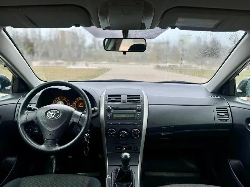 🇯🇵 toyota corolla 💰цена: 880 000р 🏢город: мариуполь 📅год выпуска: 2008 🧾пробег: 175 593км. ⚙️двигатель: 1.6 ⛽топливо: бензин ⚙️кпп: механика 📞 телефон: +7-949-551-91-52 +7-989-263-55-56 +7-949-727-41-51 💾 описание: ✅ автомат калашникова среди автомобилей. сборка япония. автомобиль в родной краске, присутствует два косметических локальных подкраса. ✅ цепной двигатель 1.6 1zr в народе именуемый "миллионник"в паре с механической коробкой передач очень надёжный и не прихотливый. ✅ кондиционер холодит шикарно ❄️, подогрев сидений, электропакет, центральный замок и сигнализация, led птф, три ключа. новая зимняя шипованная резина. улица шевченко 269 🏦 возможна продажа в кредит по двум документам. - фотография - 9