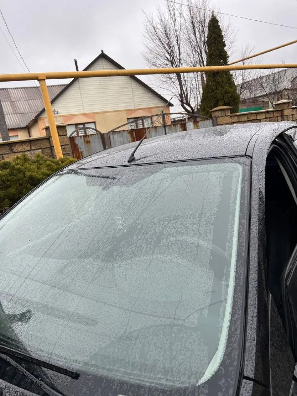 Продам ford focus 2 ghia год: 2007 пробег: 247 родной двигатель 1.8 бенз 125лс нареканий нет едет классно, масло не ест, ходовая часть недавно обслужена, без вложений, кузов в очень достойном состоянии без гнили и коррозии, днище все целое! в дтп не был все крепления везде завод! полная комплектация ghia с двух-зонным климатом подогревами сидений, лобового, зеркал, стабилизация, дисковые тормоза вкруг, стеклоподьемники вкруг, подрулевое управление музыкой, эл. фары, птф, бортовик, стекло лобовое без трещин стоит заводское с обогревом! автомобиль уже на летней резине почти новой! на данный момент вложений не требует. документы чистые, птс оригинал! тех осмотр есть. торг есть цена: 545000р 📍мариуполь 📞+79496463727 - фотография - 6