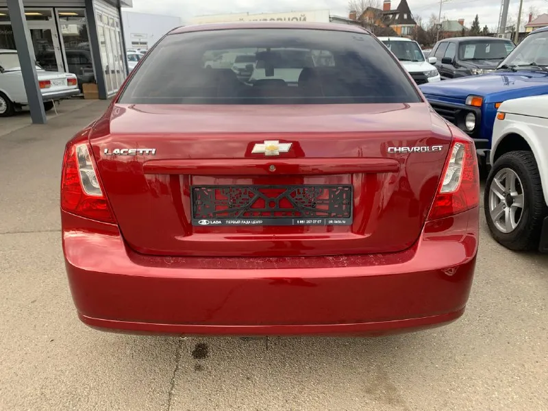 Chevrolet lacetti 1.6 2010г автомобиль в отличном состоянии без вложений кузов почти весь в заводском окрасе без дефектов в авто работает все кондиционер обслужен салон как новый по ходовой взбитая без стуков пробег родной 294т мотор в идеале не дымит масло жора нет! все прозрачно приезжайте смотрите цена 570 торг минимальный +79496347909 - фотография - 4