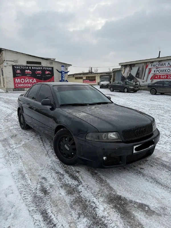В продаже пацанский автомобиль ауди а4 двигатель 1.8 бензин в хорошем состоянии вложений не требует машина каждый день на ходу цена 500 реальному покупателю торг по всем вопросам в лс или по телефону +79493798144 - фотография - 1