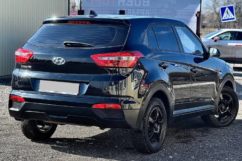 Продам hyundai creta год:2017 :1.6 коробка:автомат пробег:156.000км цена:1.495.000₽ номер: +79495011956 или +794941003435 на обоих номерах есть телеграмм авто в идеальном состоянии без вложений сел и поехал, кузов автомобиля выглядит идеально как на фото, не ржавчин не вмятины не царапин, кузов как у нового авто, техническая часть автомобиля на 5+ обслуженная за машиной был должный уход! хорошая комплектация:мульти руль, электра зеркала, подогревы сидений, датчики дождя и света, хорошая мульти медия с bt, aux, usb, подогрев руля, помощь при подъеме и спуске, датчики давления шин, обогрев переднего и заднего стекла, и много другое, все стекла родные лобовое в том числе. больше информации по телефону! 📞 звоните: +7(949)5011956 - фотография - 4