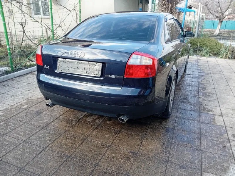 Audi a4 2005 год, 1.8 турбо, механика. в хорошем состоянии, ничего делать по авто не нужно. резина зима/лето. авто на учете, запретов и штрафов нет. продажа от собственника. цена 800 тыс. г. донецк. тел: +79493371461 - фотография - 3