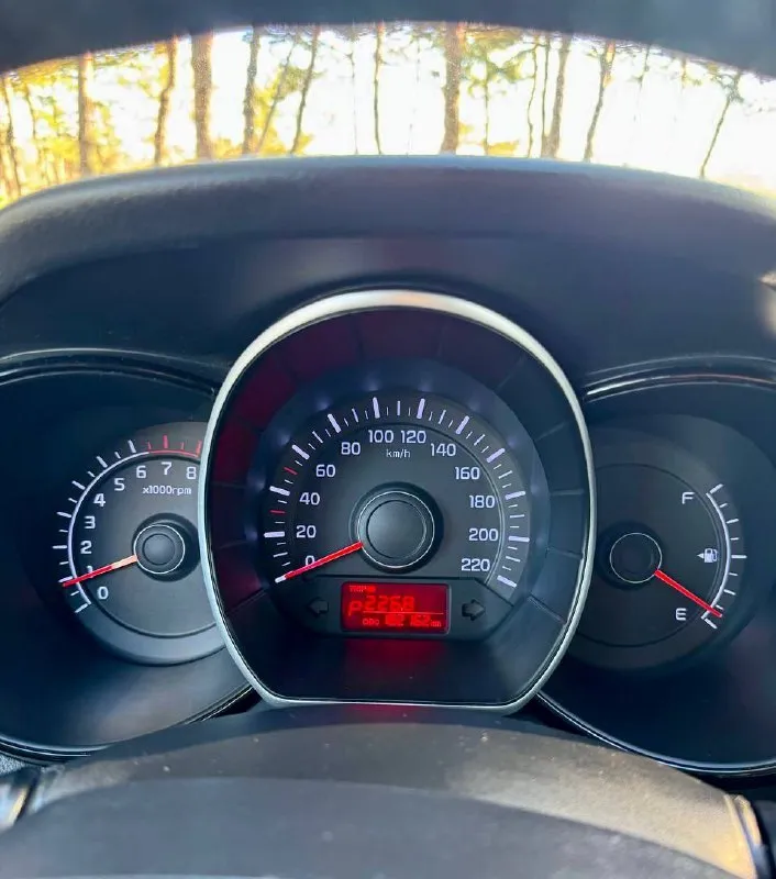 🇰🇷 Kia rio iii

💰Цена: 750 000р
🏢Город: мариуполь
📅Год выпуска: 2011
🧾Пробег: 182 162км.
⚙️Двигатель: 1.6
⛽Топливо: бензин
⚙️Кпп: автомат

📞 Телефон:

+7-989-263-55-56
+7-949-727-41-51
+7-949-551-91-52

💾 Описание:

Rio - зарекомен. .. Ть и комфорт.

✅ Хорошее техническое состояние
✅ Классический автомат
✅ Южная эксплуатация
✅ Кузов без коррозии

Кондиционер ❄️ (работает отлично), abs, airbag, электростеклоподьемники, гидроусилитель руля, центральный замок, android магнитола с камерой заднего вида.

➕Автомобиль с пройденным техническим осмотром и готов к переоформлению.

Улица шевченко 2️⃣6️⃣9️⃣

🏦 Возможна продажа в кредит по двум документам. - фотография - 10