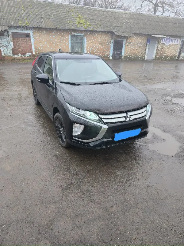 Продам mitsubishi эклипс кросс 2018г, в комплектации limited edition, в идеальном состоянии, с пробегом 18500км ездил дедушка. полный привод. есть все для комфортной езды. гаражное хранение. продажа не срочная. любые проверки, г. шахтерск. цена 2250мл с торгом +79493531391 📞 звоните: +7(949)3531391 - фотография - 2
