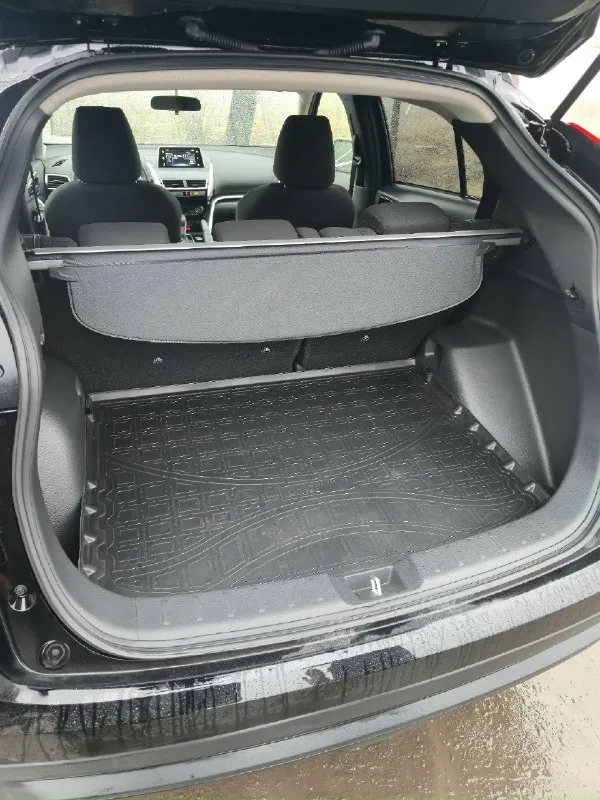 Продам mitsubishi эклипс кросс 2018г, в комплектации limited edition, в идеальном состоянии, с пробегом 18500км ездил дедушка. полный привод. есть все для комфортной езды. гаражное хранение. продажа не срочная. любые проверки, г. шахтерск. цена 2250мл с торгом +79493531391 📞 звоните: +7(949)3531391 - фотография - 6