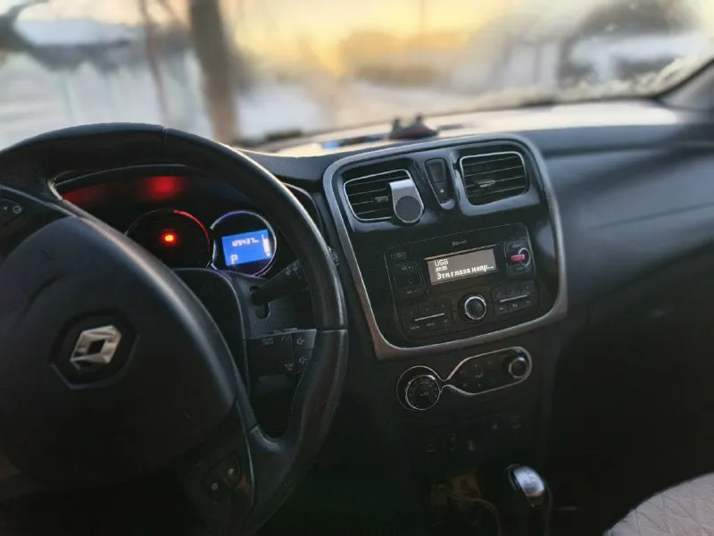 Автор: продам reno сандеро стэпвэй 2018 г. пробег 125000км, зелёная автотека ( могу выслать), двигатель 1.6 ат, к 4 м надежный, масло от замены до замены, расходники менялись всегда вовремя, поменян новый аккумулятор, ролики, ремни, помпа, небитая, без рыжиков, по ходовке все сделано. машиной владел 3г, никогда не подводила. резина зимняя на железных дисках, лето 2024г на литых. ( цена 1,1) торга нет. машина находится в с. орлово-ивановка, недалеко от города кировское и шахтерска. +79494173120.. !!!наш телеграм канал [ бесплатное размещение за репост!!! правила сообщества [ мы в мах [ [ 📞 звоните: +7(949)4173120 - фотография - 3