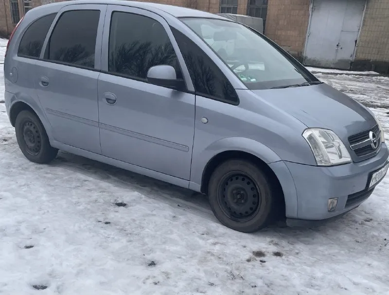 Продам опель мерива 2005 года. коробка механическая, 1,4. пригнана из германии в 2021г. один хозяин. вписано гбо. пробег 270 тыс. км. без дтп, родные стекла. мотор заменен на 250 тыс. км. рабочий кондиционер. тел +79493152014. 395 000 р торг 📞 🇷🇺 звоните: +7(931)5201439 - фотография - 2