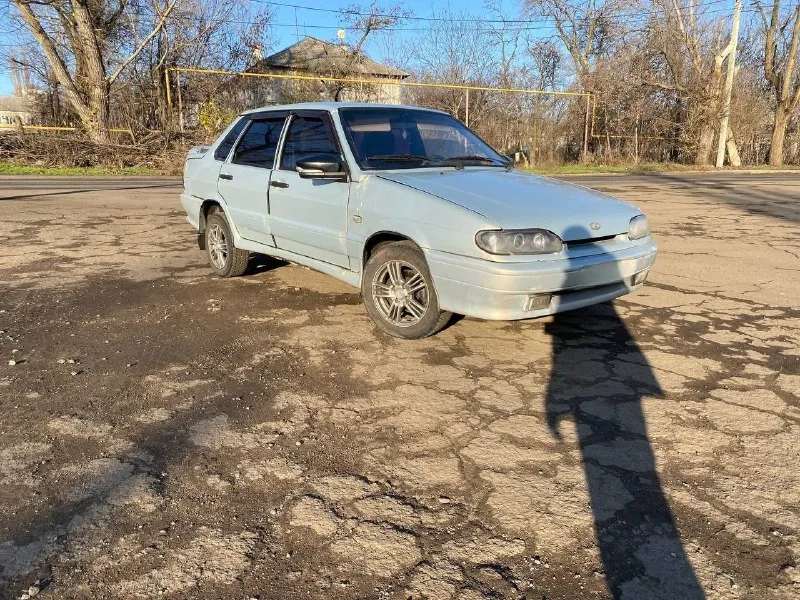 Продаю таврию 2004 год, мотор 1.2 пробег 130 тыс, цена 120₽ состояние хорошее как по кузову, так и технически автомобиль в одних руках не битый не гнилой, мотор, коробка отлично ходовая в порядке, гаражное хранение, 2 комплекта резинны с дисками, все работает вопросы по тел +79493489143 находится в макеевке 📞 звоните: +7(949)3489143 - фотография - 4