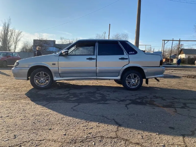 Продаю таврию 2004 год, мотор 1.2 пробег 130 тыс, цена 120₽ состояние хорошее как по кузову, так и технически автомобиль в одних руках не битый не гнилой, мотор, коробка отлично ходовая в порядке, гаражное хранение, 2 комплекта резинны с дисками, все работает вопросы по тел +79493489143 находится в макеевке 📞 звоните: +7(949)3489143 - фотография - 5