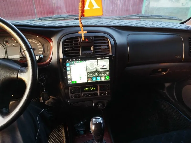 Продам hyundai соната 2008 г. в. двс 2 л. абс. климат. 4 есп. подогрев зеркал, лоб. и заднего стекла. кожаные сиденья с подогревом. камера перед, зад, регистратор. новые динамики. магнитола с интернетом. есть косяки по кузову. 350 торг +79493235450 📞 звоните: +7(949)3235450 - фотография - 4