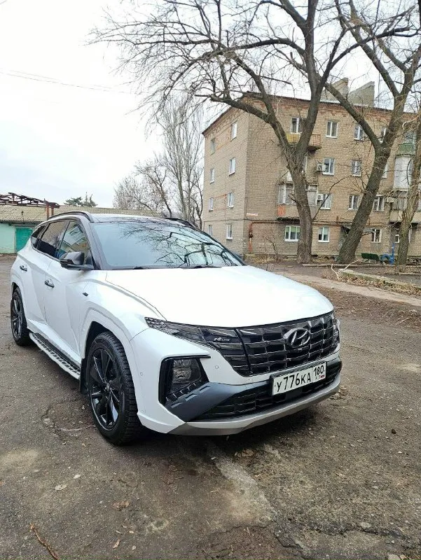 Автор: в продаже 🆘 hyundai tucson n-line цена 3 699 000₽ ✅год выпуска 09/2021 ⚙️двигатель 1.6 гидрид ⚙️коробка автомат 🛞привод передний пригнан из кореи ! продажа от собственника 🤝 переоформление без проблем 🫡 🚀1,6 т / 230 л с ✅пробег 36 500 км полностью обслужена ! в родном окрасе, в идеальном состоянии !!! 👌эксклюзивная комплектация n-linе, спортивный обвес, диски r-19, салон алькантара, панорамная крыша, датчики слепых зон, камера 360, адаптивный круиз контроль, музыкальная акустика bose🎧обдувы и подогревы всех сидений и многое что др. два комплекта резины, мишлен и хенкук! г донецк джамил +79493792969.. !!!наш телеграм канал [ бесплатное размещение за репост!!! правила сообщества [ мы в мах [ [ 📞 звоните: +7(949)3792969 - фотография - 3