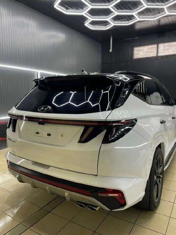 Автор: в продаже 🆘 hyundai tucson n-line цена 3 699 000₽ ✅год выпуска 09/2021 ⚙️двигатель 1.6 гидрид ⚙️коробка автомат 🛞привод передний пригнан из кореи ! продажа от собственника 🤝 переоформление без проблем 🫡 🚀1,6 т / 230 л с ✅пробег 36 500 км полностью обслужена ! в родном окрасе, в идеальном состоянии !!! 👌эксклюзивная комплектация n-linе, спортивный обвес, диски r-19, салон алькантара, панорамная крыша, датчики слепых зон, камера 360, адаптивный круиз контроль, музыкальная акустика bose🎧обдувы и подогревы всех сидений и многое что др. два комплекта резины, мишлен и хенкук! г донецк джамил +79493792969.. !!!наш телеграм канал [ бесплатное размещение за репост!!! правила сообщества [ мы в мах [ [ 📞 звоните: +7(949)3792969 - фотография - 5