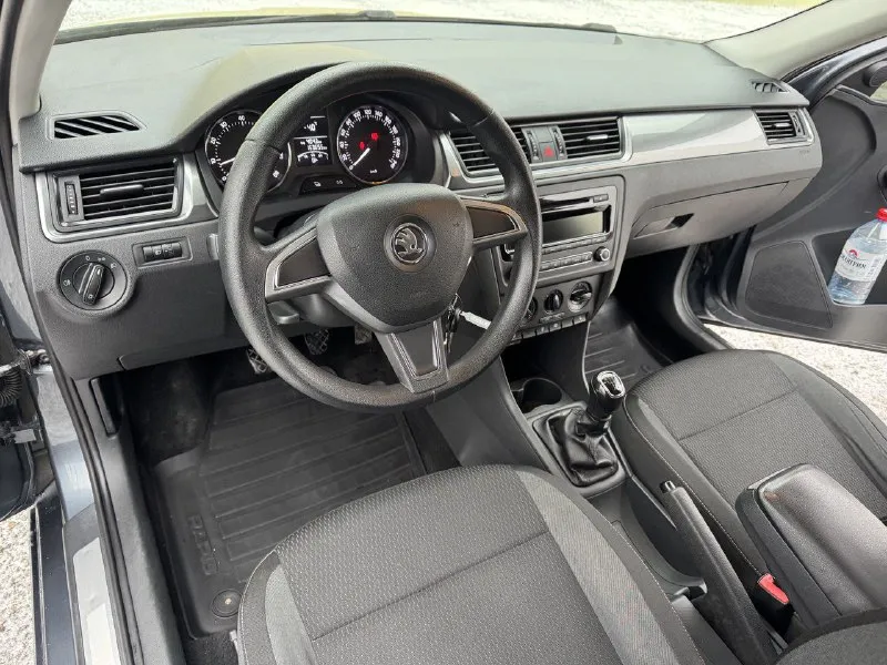 🔥skoda rapid🔥 в шикарном состоянии! ✅куплен новым в салоне в 2015г ✅кузов лифтбек ✅мотор 1.6 ✅бензиновый мрi (атмосферный) ✅коробка механика 5ст. ✅передний привод ✅пробег 153.000 тыс. км ✅2 хозяин 🔥комплектация✅сигнализация с меткой ✅би лэд в фарах ✅лэд птф ✅сигнализация ✅разъемы под aux usb ✅разъем 12v ✅магнитола ✅литые диски r15 ✅тех осмотр пройден, готов к регистрации в мрэо 🔥в подарок новому владельцу полный бак топлива🔥 ✅донецк. стоимость 1.100.000₽ тел. +7949-50-800-60 - фотография - 10