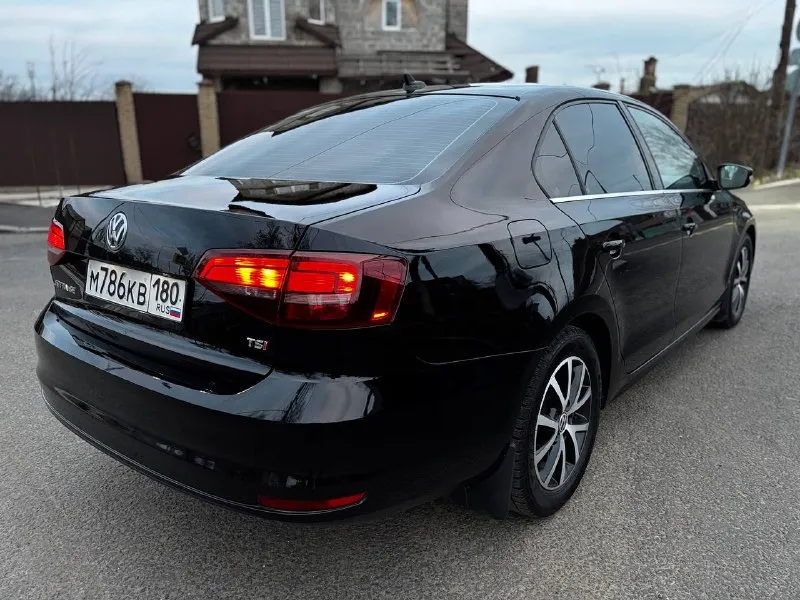 Jetta 6 1.4 turbo tsi 2016 цена 1.400 авто в отличном состоянии! двигатель👍 ходовая👍 акпп 👍 ✅все в полном порядке! любые проверки на сто✅ акпп asin✅ 1 владелец✅ богатая комплектация без ключевой доступ кнопка старт стоп слепые зоны люк мульти руль подогрев сидений эл зеркала с подогревом литые диски документы в полном порядке!✅ г. мариуполь ☎️+79497309912 ☎️ +7 918 852-08-49 - фотография - 4