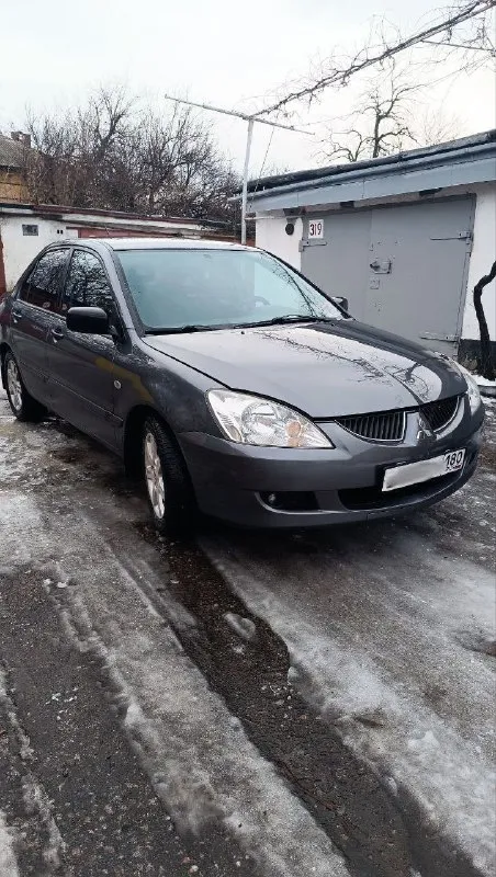Продам mitsubishi lancer 9 машина в очень хорошем состоянии, владею авто больше 13 лет, в машину вкладывать ничего не надо сел и поехал, на интересующие вопросы звоните спрашивайте. передняя полусфера стекол тонирована атермальной пленкой задняя итальянской с фиолетовым оттенком все расходники заменены полная информация что когда менялось на каком пробеге сохранена, 2 ключа оригинальных, 2 брелока сигнализации с дисплеем и обратной связью. авто находится в г. донецк цена: 615.000₽ + торг тел: +79494749155 📞 звоните: +7(949)4749155 - фотография - 2