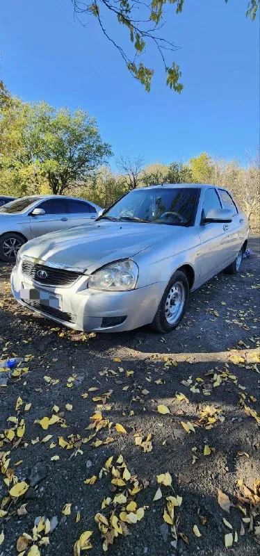 🔴продам ваз priora ( хэтчбек ) 🔴год выпуска: 2010. 🔴состояние: хорошее. 🔴стоит газ, вписанный в документах. полное обслуживание газового оборудования было проведено. 🔴мотор 126. 🔴объм двигателя 1.6. 🔴двигатель и коробка в отличном состоянии, масла заменены, тормоза новые, ходовая сделана. едет уверенно и мягко. 🔴на кузове есть жизненные коцки и косметические подкрасы — всё по возрасту. 🔴салон чистый и приятный. стоит андроид-магнитола с сенсорным экраном. новая резина ( + зимняя ). отличный вариант для тех, кто ищет приору ухоженную и с душой. сел - и поехал! 🔴сабвуфер + усилитель для ваших музыкальных поездок от меня в подарок ( купил, но не устанавливал ) цена 250 000 р 🫰 пробег 320 000. торг есть. телефон для связи : +7 949 466 3724 📲 +79493355827 ( телеграмм) территориально находится в донецке. . 📞 звоните: +7(949)4663724 - фотография - 2