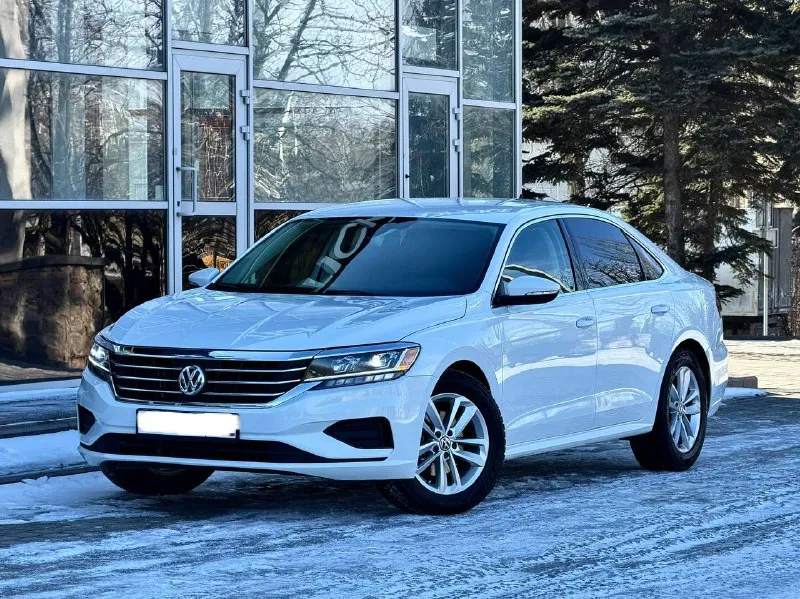 Volkswagen passat год выпуска - 2020 двигатель - 2.0tsi кпп - автомат цена - 1.950.000₽ пробег - 98.000 тел. +79493902663 либо: +7 (949) 679-98-14 продам раскошный седан который находиться в идеальном состоянии по всем параметрам. с мощным и экономичным двигателем и надежной автоматической кпп asin. по кузову без единого изъяна. богатая комплектация: кожаный салон; бесключевой доступ; мертвые зоны в зеркалах; адаптивный круиз-контроль с дистроником; подогревы сидений; кнопка start-stop; двухзонный климат-контроль; датчик света и дождя; полный бортовой компьютер; штатная сенсорная мультимедиа со всеми современными плюшками; помощь при выезде с парковки; удержание полосы; камера заднего вида; эл. зеркала с подогревом; штатная biled оптика и многое другое. кто ищет живой passat с одним хозяином и родным пробегом - звоните ( связь не всегда хорошая, на этих же номерах есть telegram ) 📲 tg: @vladimir_23_23_23 📞 звоните: +7(949)3902663 - фотография - 1