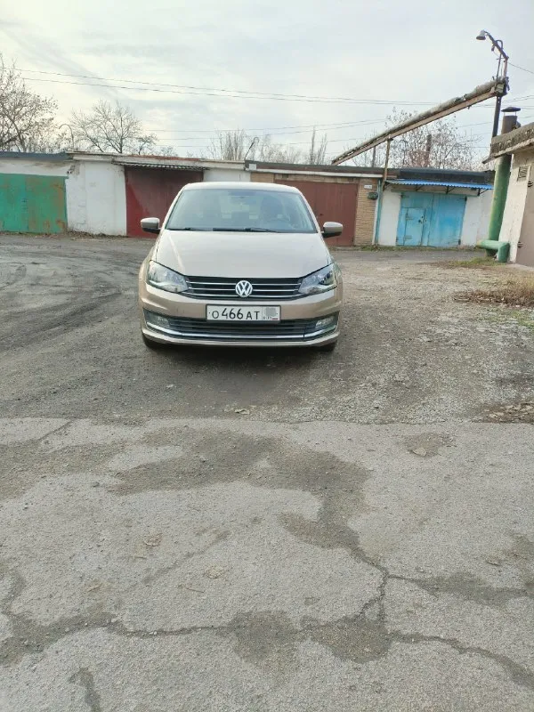 Продам volkswagen polo в отличном состоянии! год выпуска 2017 1собственник. любые проверки! пробег 185000км, всё что нужно менялось вовремя, резина лето+ зима. в комплектации: 4 стеклоподъёмника, парктроник, климат контроль, круиз контроль, мультируль, регулировка и подогрев зеркал. подогрев сидений, центральный замок/сигнализация, автозапуск. 2 ключа. птс оригинал. автомобиль не требует вложений. цена 1120000 торг. . осмотр макеевка. любое переоформление. дополнительная информация по телефону +79493027533 +79495800251 или телеграм 📞 звоните: +7(949)3027533 - фотография - 4