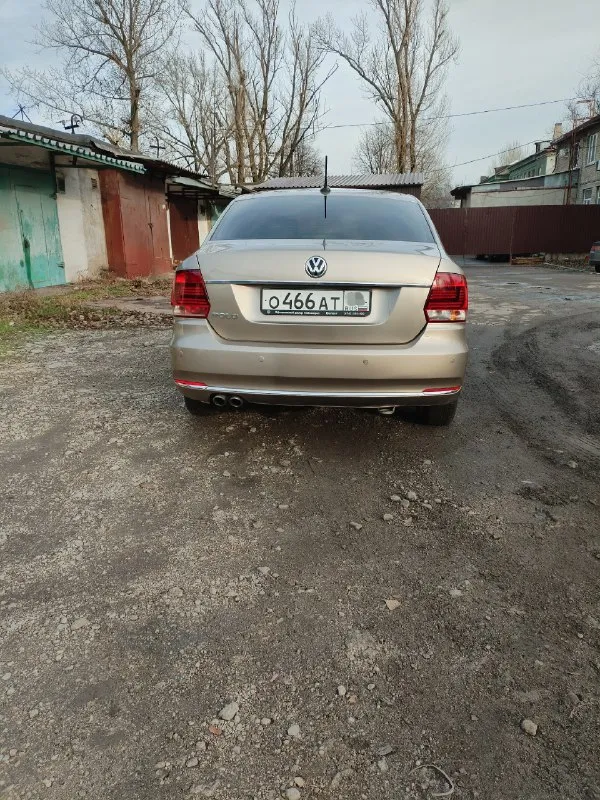 Продам volkswagen polo в отличном состоянии! год выпуска 2017 1собственник. любые проверки! пробег 185000км, всё что нужно менялось вовремя, резина лето+ зима. в комплектации: 4 стеклоподъёмника, парктроник, климат контроль, круиз контроль, мультируль, регулировка и подогрев зеркал. подогрев сидений, центральный замок/сигнализация, автозапуск. 2 ключа. птс оригинал. автомобиль не требует вложений. цена 1120000 торг. . осмотр макеевка. любое переоформление. дополнительная информация по телефону +79493027533 +79495800251 или телеграм 📞 звоните: +7(949)3027533 - фотография - 5