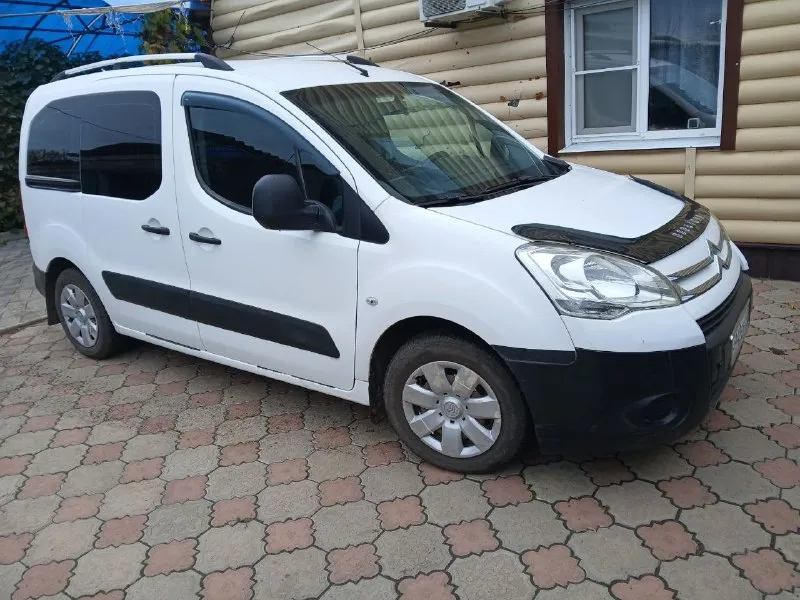 Продам citroen берлинго пассажир 2010 года 1.6 цена 800 тысяч +79497063270 📞 звоните: +7(949)7063270 - фотография - 2