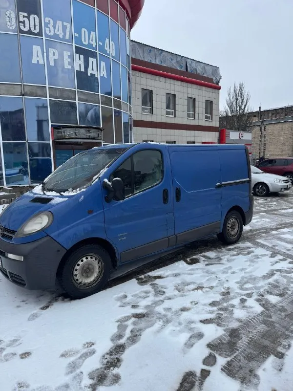 🚐 продам opel vivaro 1.9 грузовой фургон, 2002 г. 📍 пробег: 351 000 км 🔧 техническое состояние: - двигатель, коробка, ходовая и турбина — в хорошем состоянии - заводится в любую погоду - установлена новая зимняя резина 🚘 кузов: - оцинкованный - есть естественные следы эксплуатации 🏠 машина всегда хранилась во дворе под навесом 📍 город: донецк 💰 цена: 900 000 руб. (торг) 📞 контакт: +79490360100 📞 звоните: +7(949)0360100 - фотография - 4